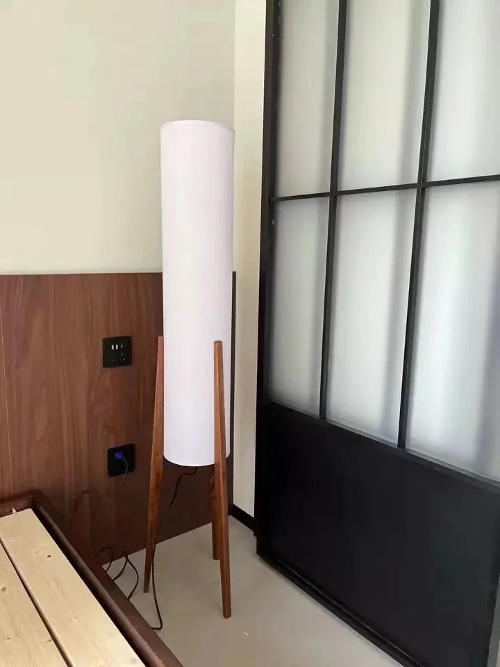 Sleek Modern Iron Floor Lamp