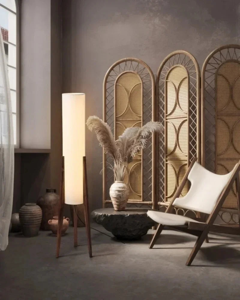 Sleek Modern Iron Floor Lamp