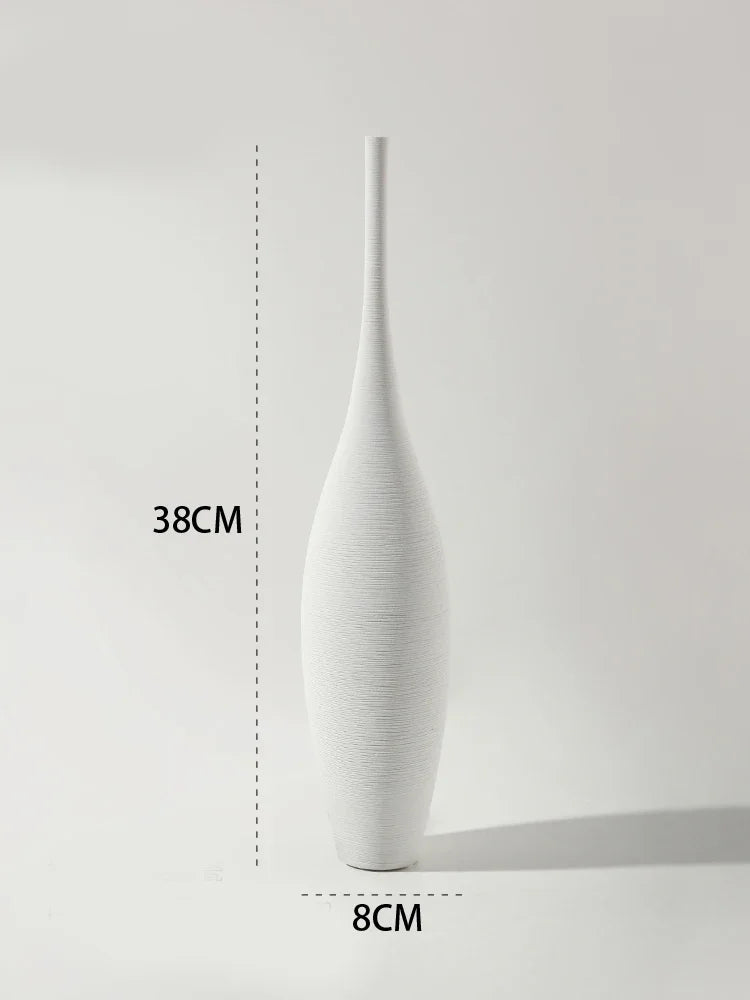 Modern Ceramic Elegance – Minimalist Tabletop Vase