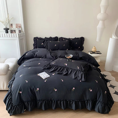Dreamy Elegance Ruffled Bed Set – Where Sophistication Meets Timeless Style