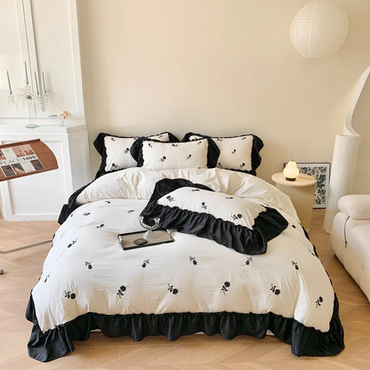 Dreamy Elegance Ruffled Bed Set – Where Sophistication Meets Timeless Style