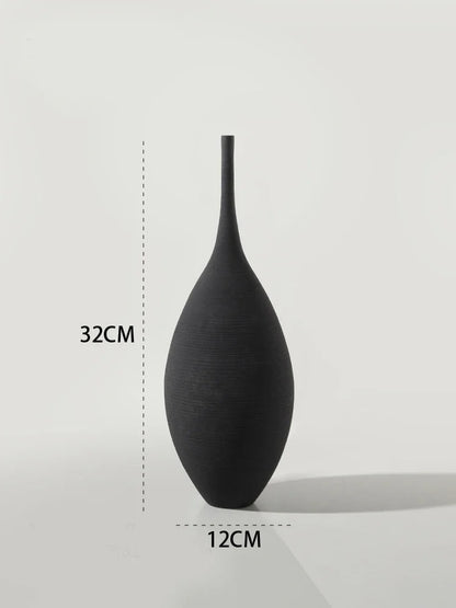 Modern Ceramic Elegance – Minimalist Tabletop Vase